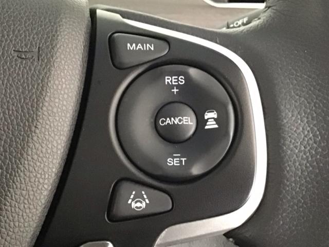 フリードハイブリッド ハイブリッド・ＥＸ　ＬＥＤ・フルセグ・メモリナビ・バックカメラ・純正ＡＷ・シートヒーター・ＥＴＣ　地デジフルセグＴＶ　シ－トヒ－タ－　リヤカメラ　ＬＥＤライト　フルオートエアコン　ＡＢＳ　ＤＶＤ再生可　ウォークスルー（14枚目）