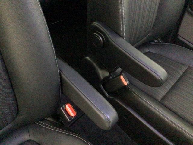 フリードハイブリッド ハイブリッド・ＥＸ　ＬＥＤ・フルセグ・メモリナビ・バックカメラ・純正ＡＷ・シートヒーター・ＥＴＣ　地デジフルセグＴＶ　シ－トヒ－タ－　リヤカメラ　ＬＥＤライト　フルオートエアコン　ＡＢＳ　ＤＶＤ再生可　ウォークスルー（36枚目）