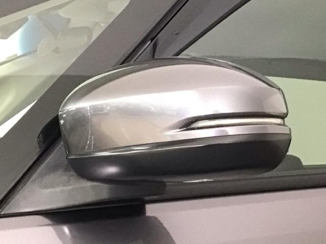 フリードハイブリッド ハイブリッド・ＥＸ　ＬＥＤ・フルセグ・メモリナビ・バックカメラ・純正ＡＷ・シートヒーター・ＥＴＣ　地デジフルセグＴＶ　シ－トヒ－タ－　リヤカメラ　ＬＥＤライト　フルオートエアコン　ＡＢＳ　ＤＶＤ再生可　ウォークスルー（49枚目）