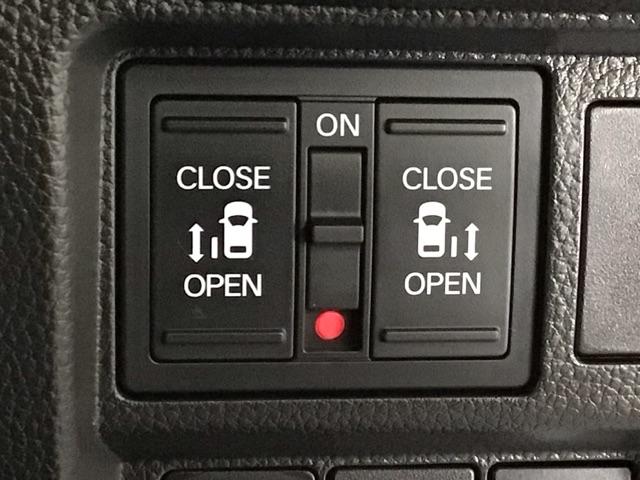 ステップワゴン ｅ：ＨＥＶスパーダプレミアムライン　ＬＥＤ・フルセグ・メモリナビ・バックカメラ・純正ＡＷ・ホンダＣＯＮＮＥＣＴ　マルチカメラ　Ｐテールゲート　Ｗエアコン　両側自動ドア　Ｆセグ　ＵＳＢ接続　クリアランスソナ　助手席エアバッグ　スマートＫ（10枚目）