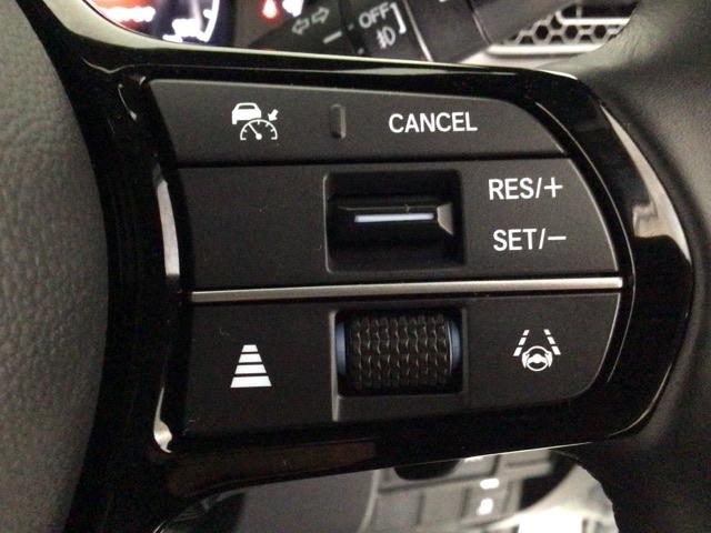 ステップワゴン ｅ：ＨＥＶスパーダプレミアムライン　ＬＥＤ・フルセグ・メモリナビ・バックカメラ・純正ＡＷ・ホンダＣＯＮＮＥＣＴ　マルチカメラ　Ｐテールゲート　Ｗエアコン　両側自動ドア　Ｆセグ　ＵＳＢ接続　クリアランスソナ　助手席エアバッグ　スマートＫ（15枚目）