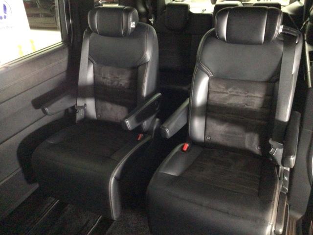 ステップワゴン ｅ：ＨＥＶスパーダプレミアムライン　ＬＥＤ・フルセグ・メモリナビ・バックカメラ・純正ＡＷ・ホンダＣＯＮＮＥＣＴ　マルチカメラ　Ｐテールゲート　Ｗエアコン　両側自動ドア　Ｆセグ　ＵＳＢ接続　クリアランスソナ　助手席エアバッグ　スマートＫ（42枚目）