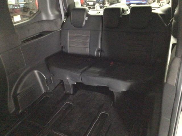 ステップワゴン ｅ：ＨＥＶスパーダプレミアムライン　ＬＥＤ・フルセグ・メモリナビ・バックカメラ・純正ＡＷ・ホンダＣＯＮＮＥＣＴ　マルチカメラ　Ｐテールゲート　Ｗエアコン　両側自動ドア　Ｆセグ　ＵＳＢ接続　クリアランスソナ　助手席エアバッグ　スマートＫ（43枚目）