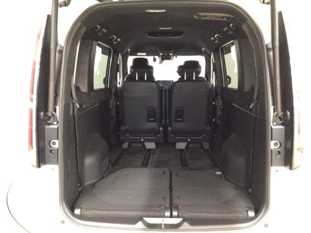 ステップワゴン ｅ：ＨＥＶスパーダプレミアムライン　ＬＥＤ・フルセグ・メモリナビ・バックカメラ・純正ＡＷ・ホンダＣＯＮＮＥＣＴ　マルチカメラ　Ｐテールゲート　Ｗエアコン　両側自動ドア　Ｆセグ　ＵＳＢ接続　クリアランスソナ　助手席エアバッグ　スマートＫ（46枚目）