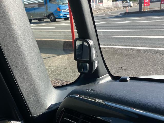 Ｎ－ＢＯＸカスタム Ｇ・Ｌホンダセンシング　ナビＴＶ　バックカメラ　衝突被害軽減システム　アイドリングストップ　ＥＴＣ　スマートキー　プッシュスタート　Ｂｌｕｅｔｏｏｔｈ接続　ベンチシート　ＬＥＤヘッドライト　盗難防止装置　ＡＢＳ　エアバッグ（18枚目）