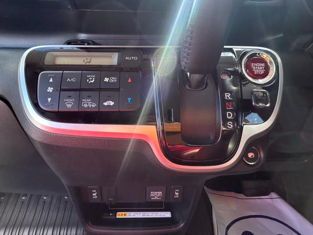 N-BOXスラッシュ X・ターボパッケージ ブラックルーフII あんしんパッケージ 4WD シートヒーター VRM-155VFiフルセグナビTV バックモニター ターボ オートライトHID スマートキー(16枚目)