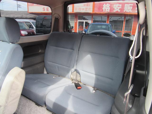 ジムニー ＦＩＳフリースタイルワールドカップリミテッド　切替４ＷＤ／ターボ／社外ＳＤナビ／地デジＴＶ／キーレス／背面ハードカバー／シートヒーター／ウインカー付きドアミラー／修復歴無（11枚目）