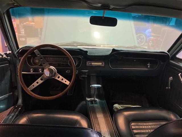 �������t�����g�V�[�g�B�^�]�Ȃ͕K���g�p���镔���ł��̂ŁA����S�n���d�v�ł��I