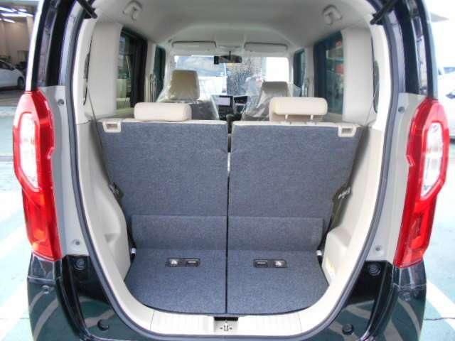 G 純正ナビVXM-214VFi装着車 パワーウィンドウ パーキングセンサー 横滑り防止システム 衝突軽減装置 LEDライト ABS オートエアコン シートヒーター キーフリー クルコン スマキー PS(8枚目)