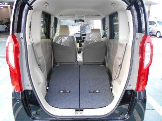 G 純正ナビVXM-214VFi装着車 パワーウィンドウ パーキングセンサー 横滑り防止システム 衝突軽減装置 LEDライト ABS オートエアコン シートヒーター キーフリー クルコン スマキー PS(9枚目)