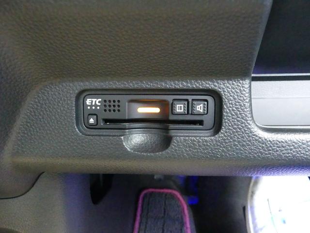 純正ETCがビルトイン装着されています