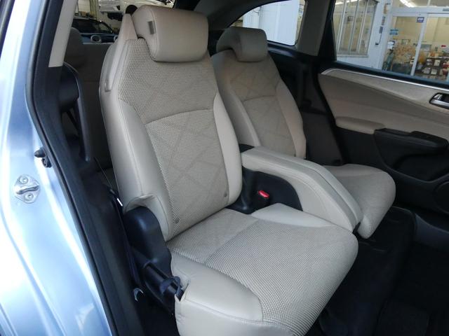 ＨＯＮＤＡ独自のセンタータンクレイアウトで実現した低床フロアにより、広大な室内空間と多彩なシートアレンジで他の追随を許さない、高いユーティリティーを発揮します