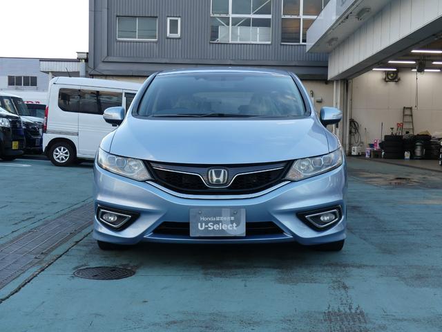 ＬＥＤヘッドライト装着車なので、夜間走行も明るく安全な走行をサポートいたします