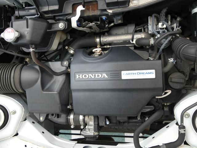 Ｓ６６０ α　デカールステッカー、ロールトップ、フューエルリッドブラック　記録簿あり　サイドエアバック　イモビライザー　ＵＳＢ接続　ＬＥＤランプ　スマートキー＆プッシュスタート　オートクルーズコントロール　ＶＳＡ（7枚目）