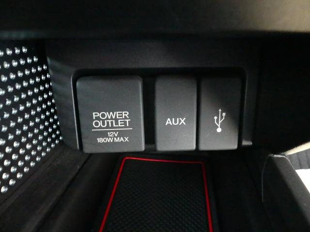 Ｓ６６０ α　デカールステッカー、ロールトップ、フューエルリッドブラック　記録簿あり　サイドエアバック　イモビライザー　ＵＳＢ接続　ＬＥＤランプ　スマートキー＆プッシュスタート　オートクルーズコントロール　ＶＳＡ（12枚目）