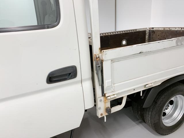 ロングＷキャブ全低床　Ｗキャブトラック　２トントラック　小型貨物　低床トラック　パナソニックナビ　Ｂｌｕｅｔｏｏｔｈ　ＤＶＤ再生　地デジフルセグ　ＥＴＣ　アイドリングストップ　６人乗りトラック　ディーゼルターボ　軽油(47枚目)