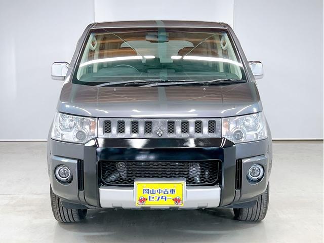 デリカD:5 D プレミアム 4WD 両側パワースライドドア シートヒーター クルーズコントロール 後席モニター バックカメラ ナビ Bluetooth フルセグ HIDヘッドライト オートライト パドルシフト 電格ミラー ETC(3枚目)