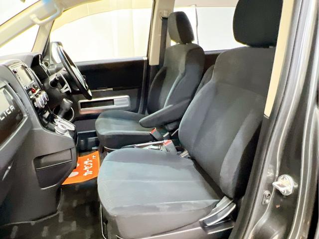 デリカD:5 D プレミアム 4WD 両側パワースライドドア シートヒーター クルーズコントロール 後席モニター バックカメラ ナビ Bluetooth フルセグ HIDヘッドライト オートライト パドルシフト 電格ミラー ETC(64枚目)