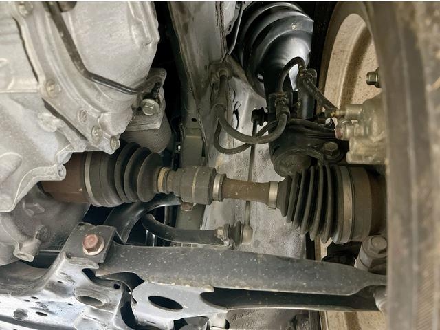 デリカD:5 D プレミアム 4WD 両側パワースライドドア シートヒーター クルーズコントロール 後席モニター バックカメラ ナビ Bluetooth フルセグ HIDヘッドライト オートライト パドルシフト 電格ミラー ETC(80枚目)