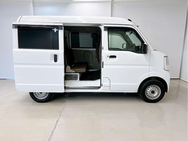 エブリイ PA ハイルーフ 4WD 両側スライドドア ドライブレコーダー ナビ フルセグ Bluetooth オートライト ETC 横滑り防止装置 衝突安全ボディ 5速MT 頸部衝撃緩和ヘッドレスト ワンオーナー(9枚目)