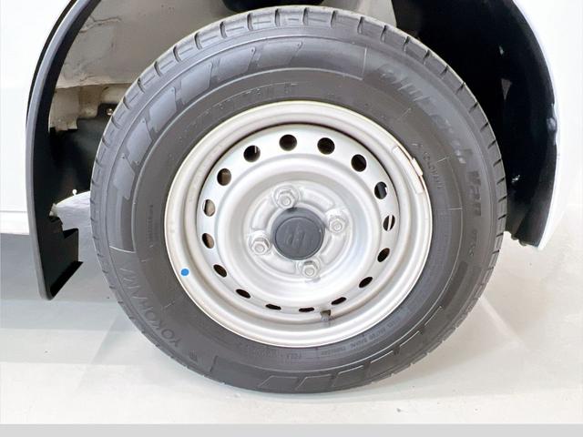 エブリイ PA ハイルーフ 4WD 両側スライドドア ドライブレコーダー ナビ フルセグ Bluetooth オートライト ETC 横滑り防止装置 衝突安全ボディ 5速MT 頸部衝撃緩和ヘッドレスト ワンオーナー(17枚目)