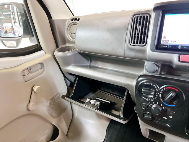 エブリイ PA ハイルーフ 4WD 両側スライドドア ドライブレコーダー ナビ フルセグ Bluetooth オートライト ETC 横滑り防止装置 衝突安全ボディ 5速MT 頸部衝撃緩和ヘッドレスト ワンオーナー(66枚目)