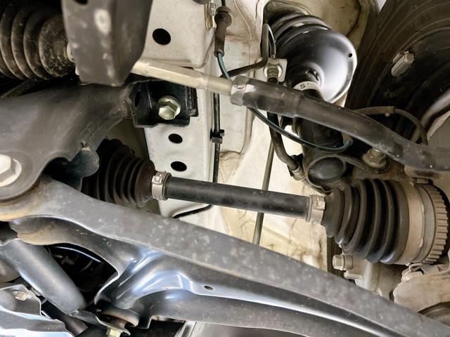 エブリイ PA ハイルーフ 4WD 両側スライドドア ドライブレコーダー ナビ フルセグ Bluetooth オートライト ETC 横滑り防止装置 衝突安全ボディ 5速MT 頸部衝撃緩和ヘッドレスト ワンオーナー(80枚目)