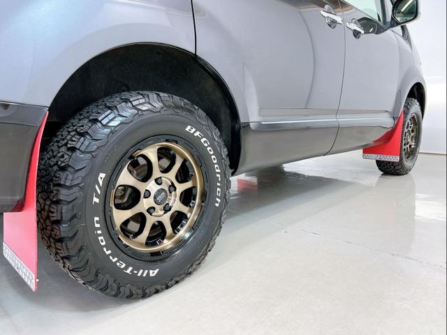 デリカD:5 D プレミアム マッドタイヤ 新品ホイル 1インチUP ロックフォードスピーカー リアラダー ナビ Bluetooth リアカメラ フィリップダウンモニター インナーミラー レカロシート 電動リアゲート パワードア(14枚目)