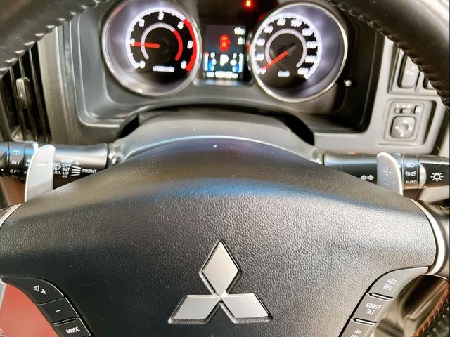 デリカD:5 D プレミアム マッドタイヤ 新品ホイル 1インチUP ロックフォードスピーカー リアラダー ナビ Bluetooth リアカメラ フィリップダウンモニター インナーミラー レカロシート 電動リアゲート パワードア(58枚目)