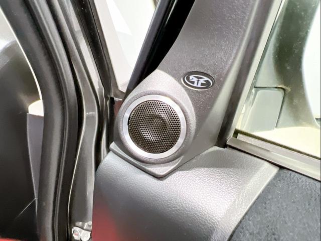 デリカD:5 D プレミアム マッドタイヤ 新品ホイル 1インチUP ロックフォードスピーカー リアラダー ナビ Bluetooth リアカメラ フィリップダウンモニター インナーミラー レカロシート 電動リアゲート パワードア(60枚目)