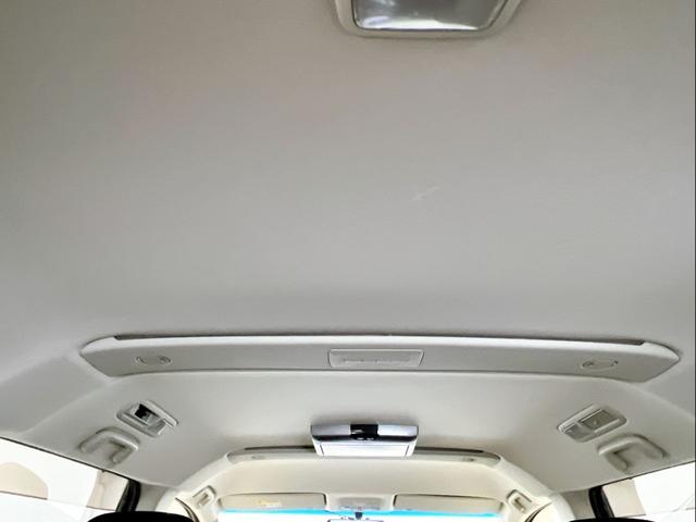 デリカD:5 D プレミアム マッドタイヤ 新品ホイル 1インチUP ロックフォードスピーカー リアラダー ナビ Bluetooth リアカメラ フィリップダウンモニター インナーミラー レカロシート 電動リアゲート パワードア(71枚目)