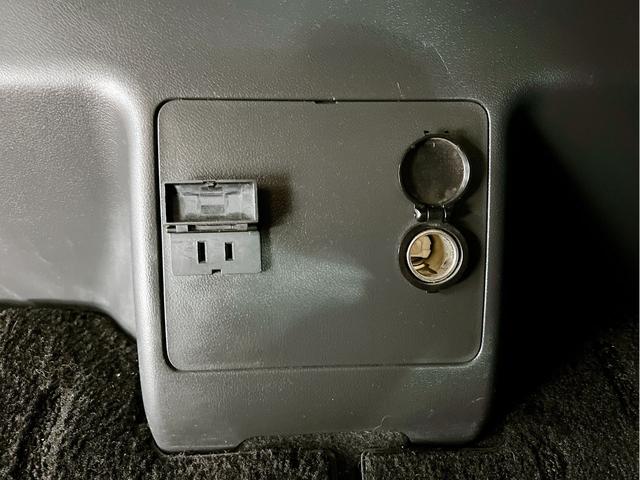 デリカD:5 D プレミアム マッドタイヤ 新品ホイル 1インチUP ロックフォードスピーカー リアラダー ナビ Bluetooth リアカメラ フィリップダウンモニター インナーミラー レカロシート 電動リアゲート パワードア(75枚目)