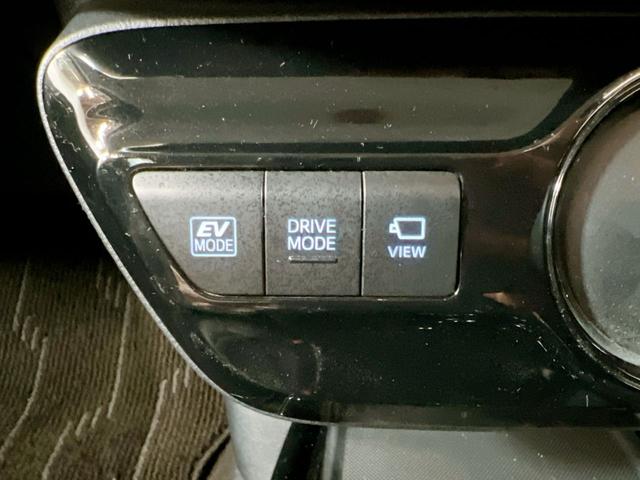 プリウス Ｓツーリングセレクション・ブラックエディション　女性ワンオーナー　モデリスタフルエアロ　純正９インチナビ　全周囲カメラ　前後ドライブレコーダー　本革シート　シートヒーター　ＬＥＤオートライト　トヨタセーフティ　レーダークルーズ　ヘルプネット　後期（56枚目）