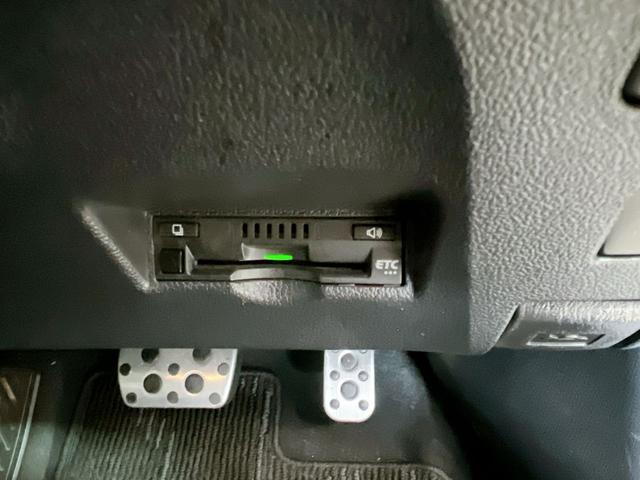 プリウス Ｓツーリングセレクション・ブラックエディション　女性ワンオーナー　モデリスタフルエアロ　純正９インチナビ　全周囲カメラ　前後ドライブレコーダー　本革シート　シートヒーター　ＬＥＤオートライト　トヨタセーフティ　レーダークルーズ　ヘルプネット　後期（61枚目）