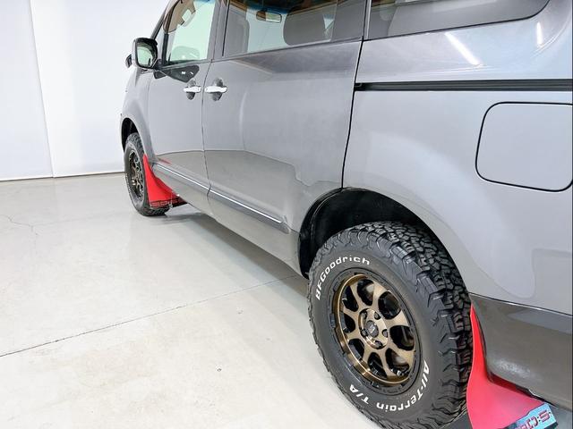 �X�}�[�g�G���g���[�����B�X�}�[�g�L�[���g�т����܂܃h�A�n���h���ɐG��邾���Ŏ{���E�������ł���֗��ȑ����B�������o����Ԃ��Ȃ��A�ו����������ȂǃX���[�Y�ɏ�ԉ\�B�s��������h���h�Ɩʂɂ��z���B