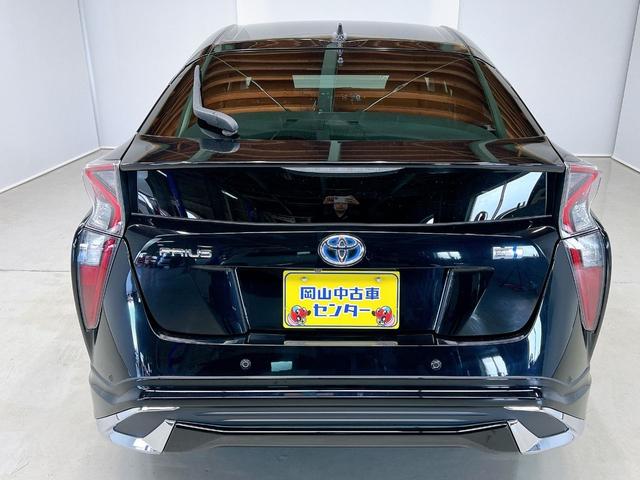 プリウス Ａツーリングセレクション　新品モデリスタフルエアロ　純正９インチナビ　ヘッドアップディスプレイ　ブラインドスポットモニター　パークアシスト　クリアランスソナー　トヨタセーフティ　レーダークルーズ　本革シート　シートヒーター（6枚目）