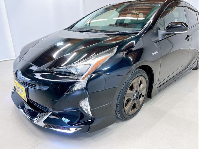 プリウス Ａツーリングセレクション　新品モデリスタフルエアロ　純正９インチナビ　ヘッドアップディスプレイ　ブラインドスポットモニター　パークアシスト　クリアランスソナー　トヨタセーフティ　レーダークルーズ　本革シート　シートヒーター（22枚目）