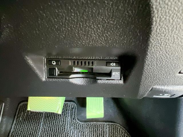 プリウス Ａツーリングセレクション　新品モデリスタフルエアロ　純正９インチナビ　ヘッドアップディスプレイ　ブラインドスポットモニター　パークアシスト　クリアランスソナー　トヨタセーフティ　レーダークルーズ　本革シート　シートヒーター（63枚目）