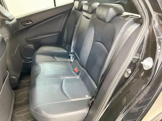 プリウス Ａツーリングセレクション　新品モデリスタフルエアロ　純正９インチナビ　ヘッドアップディスプレイ　ブラインドスポットモニター　パークアシスト　クリアランスソナー　トヨタセーフティ　レーダークルーズ　本革シート　シートヒーター（73枚目）