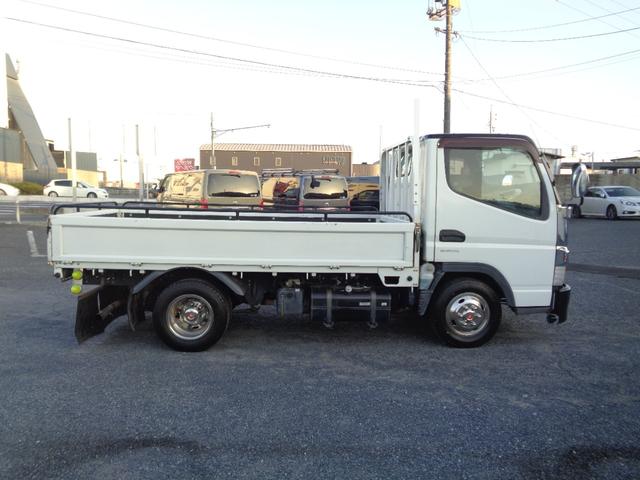キャンター 　平ボディ　オートマチック　ディーゼルターボ　パワステ　パワーウィンドウ　左側電格ミラー　ラジオ　ＣＤ　ＤＶＤ　ＴＶ　ナビ　ＥＴＣ　キーレス　積載量１．５ｔ（2枚目）