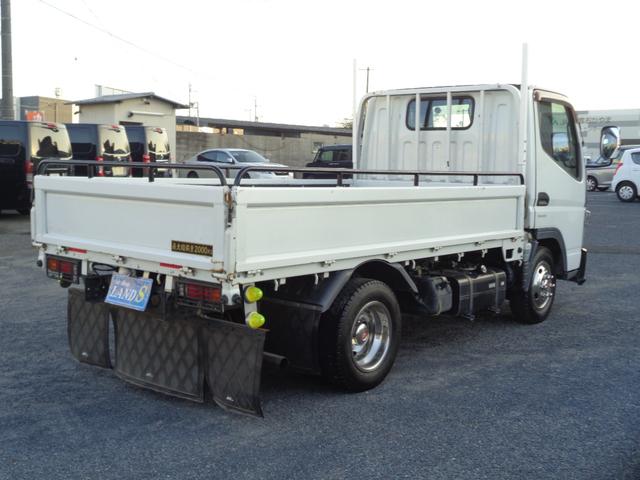 キャンター 　平ボディ　オートマチック　ディーゼルターボ　パワステ　パワーウィンドウ　左側電格ミラー　ラジオ　ＣＤ　ＤＶＤ　ＴＶ　ナビ　ＥＴＣ　キーレス　積載量１．５ｔ（4枚目）