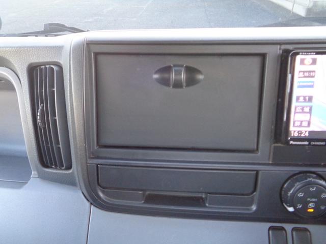 キャンター 　平ボディ　オートマチック　ディーゼルターボ　パワステ　パワーウィンドウ　左側電格ミラー　ラジオ　ＣＤ　ＤＶＤ　ＴＶ　ナビ　ＥＴＣ　キーレス　積載量１．５ｔ（25枚目）
