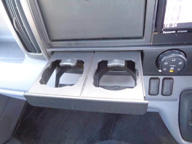 キャンター 　平ボディ　オートマチック　ディーゼルターボ　パワステ　パワーウィンドウ　左側電格ミラー　ラジオ　ＣＤ　ＤＶＤ　ＴＶ　ナビ　ＥＴＣ　キーレス　積載量１．５ｔ（27枚目）
