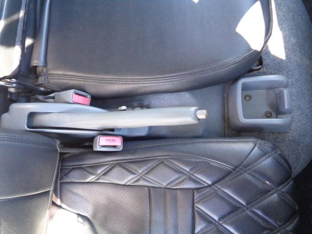 キャンター 　平ボディ　オートマチック　ディーゼルターボ　パワステ　パワーウィンドウ　左側電格ミラー　ラジオ　ＣＤ　ＤＶＤ　ＴＶ　ナビ　ＥＴＣ　キーレス　積載量１．５ｔ（29枚目）