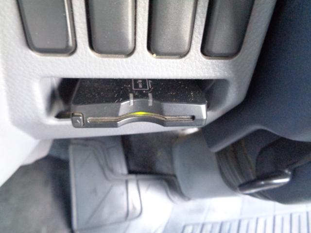 キャンター 　平ボディ　オートマチック　ディーゼルターボ　パワステ　パワーウィンドウ　左側電格ミラー　ラジオ　ＣＤ　ＤＶＤ　ＴＶ　ナビ　ＥＴＣ　キーレス　積載量１．５ｔ（32枚目）