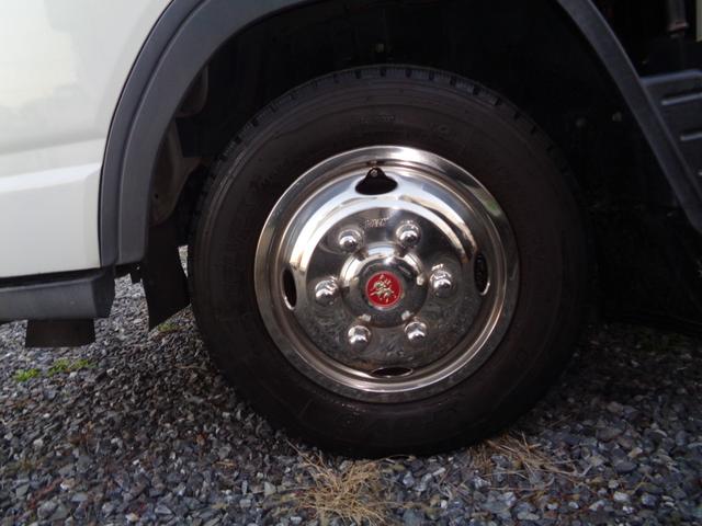 キャンター 　平ボディ　オートマチック　ディーゼルターボ　パワステ　パワーウィンドウ　左側電格ミラー　ラジオ　ＣＤ　ＤＶＤ　ＴＶ　ナビ　ＥＴＣ　キーレス　積載量１．５ｔ（46枚目）