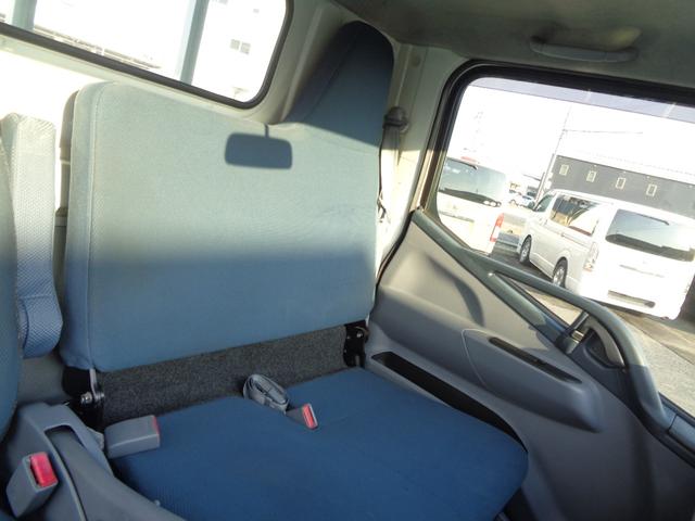 キャンター 平ボディ オートマチック ディーゼルターボ ラジオ パワステ パワーウィンドウ エアバック 左側電格ミラー キーレス 積載量1.5t 3人乗り ワンオーナー車(16枚目)
