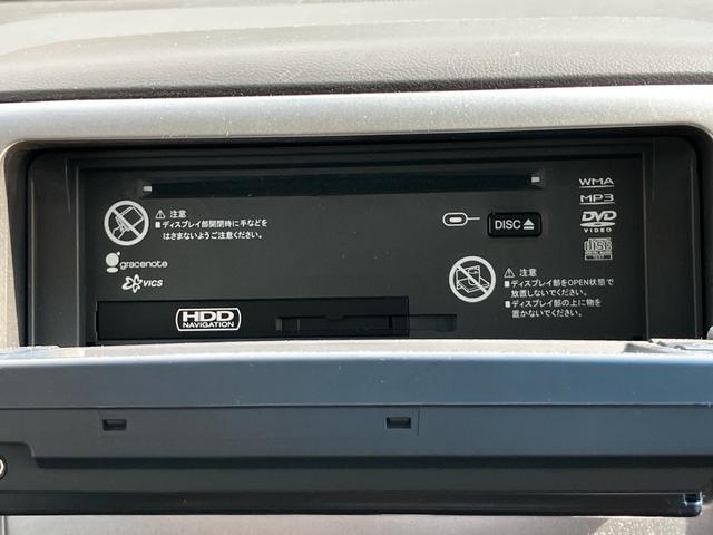 デリカＤ：５ Ｇ　パワーパッケージ　ワンオーナー　８人乗り　４ＷＤ　ＥＴＣ　ＨＤＤナビ　バックカメラ　後席モニター　フルセグＴＶ　ＣＤ　ＤＶＤ　ＨＩＤヘッドライト　スマートキー　ＡＷ１８インチ　クルーズコントロール　横滑り防止装置（11枚目）