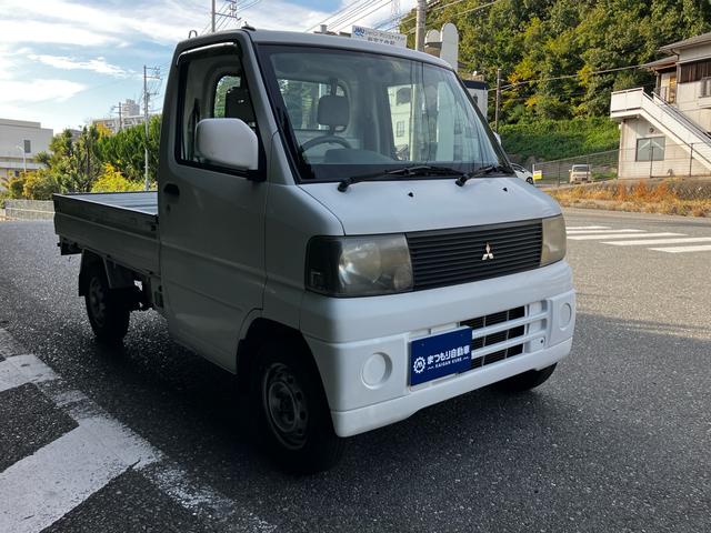 ミニキャブトラック 4WD オートマ エアコン パワーステアリング 荷台マット付き 作業灯 運転席・助手席エアバック 三方開(3枚目)