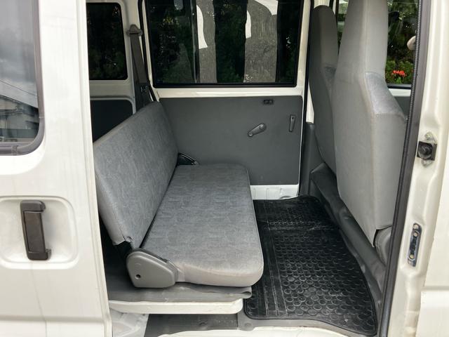ＮＶ１００クリッパーバン ＤＸ　４ＷＤ　オートマ　ルーフキャリア　ＬＥＤヘッドライト　ＡＷ１２インチ　ＡＭ／ＦＭラジオ　両側スライドドア　エアコン　パワーステアリング　運転席・助手席エアバック（14枚目）